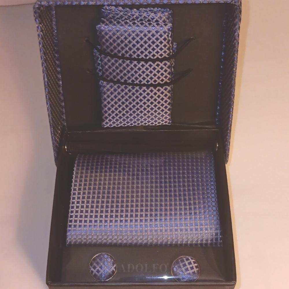 TIE/HANKY/CUFF-LINK SET